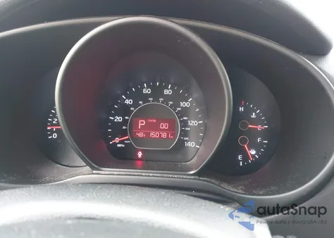 2016 Kia Soul z USA, uszkodzony, nr VIN KNDJN2A29G7274087